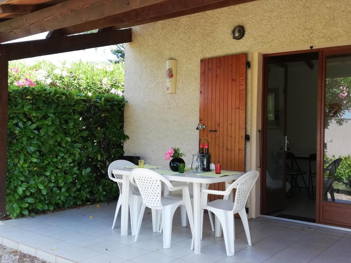 מלון Saint-Martin-dʼArdèche Espace Loisirs מראה חיצוני תמונה