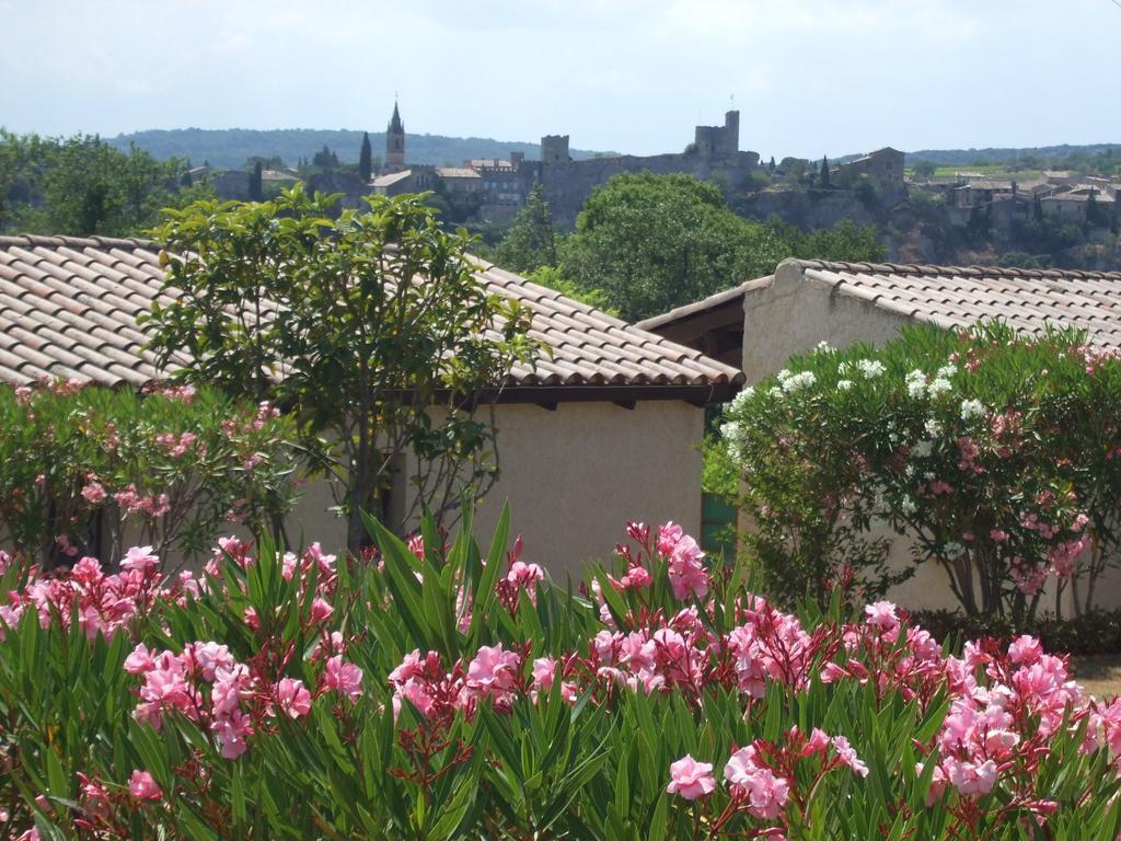 מלון Saint-Martin-dʼArdèche Espace Loisirs מראה חיצוני תמונה